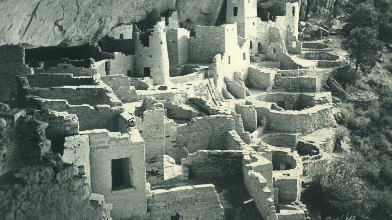 Overview of Mesa Verde Ruins